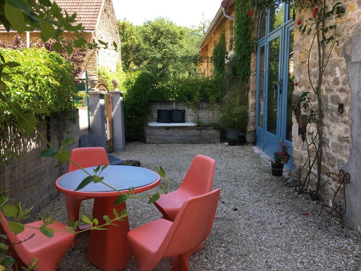 蓝马住宿加早餐旅馆 Fontenay-près-Vézelay 外观 照片
