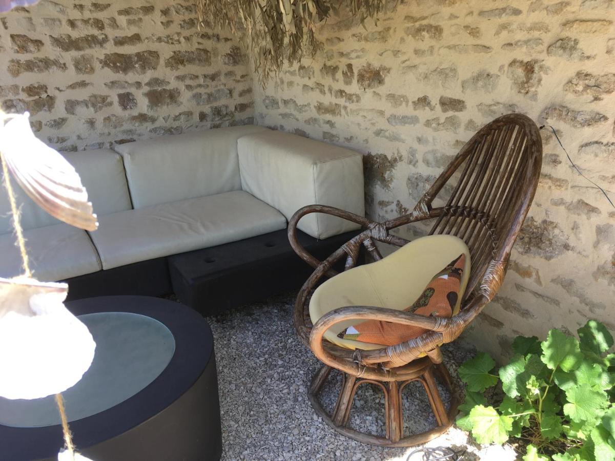 蓝马住宿加早餐旅馆 Fontenay-près-Vézelay 外观 照片