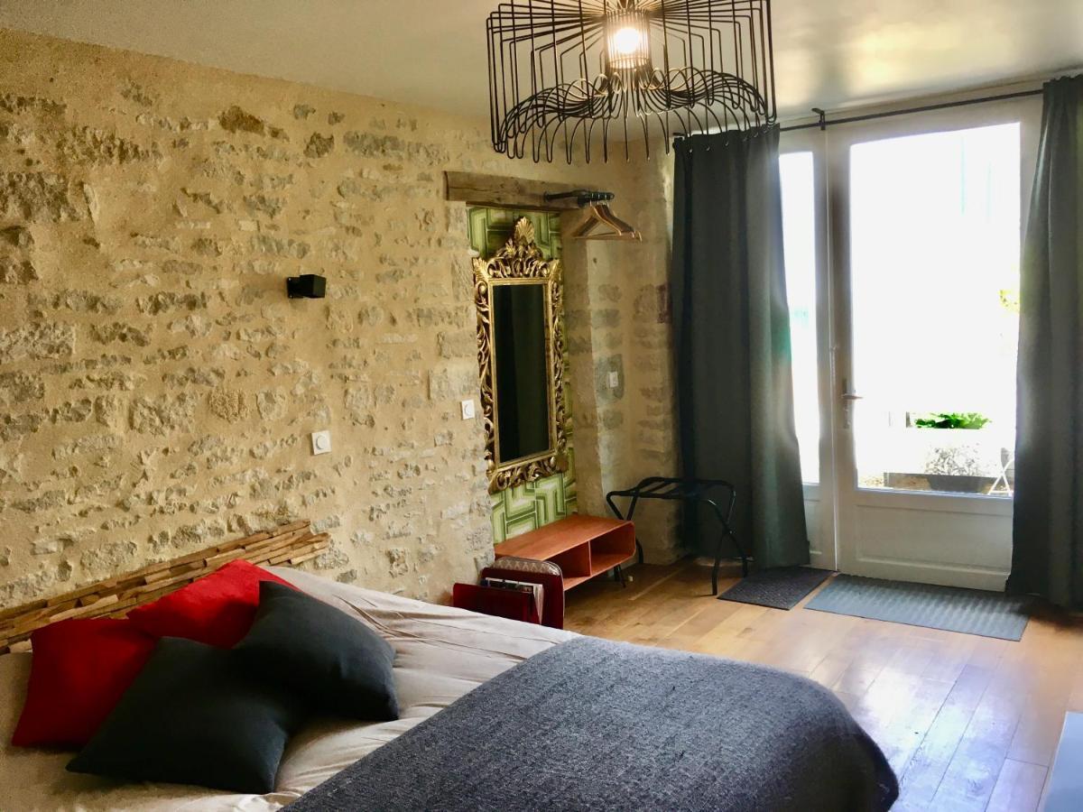 蓝马住宿加早餐旅馆 Fontenay-près-Vézelay 外观 照片