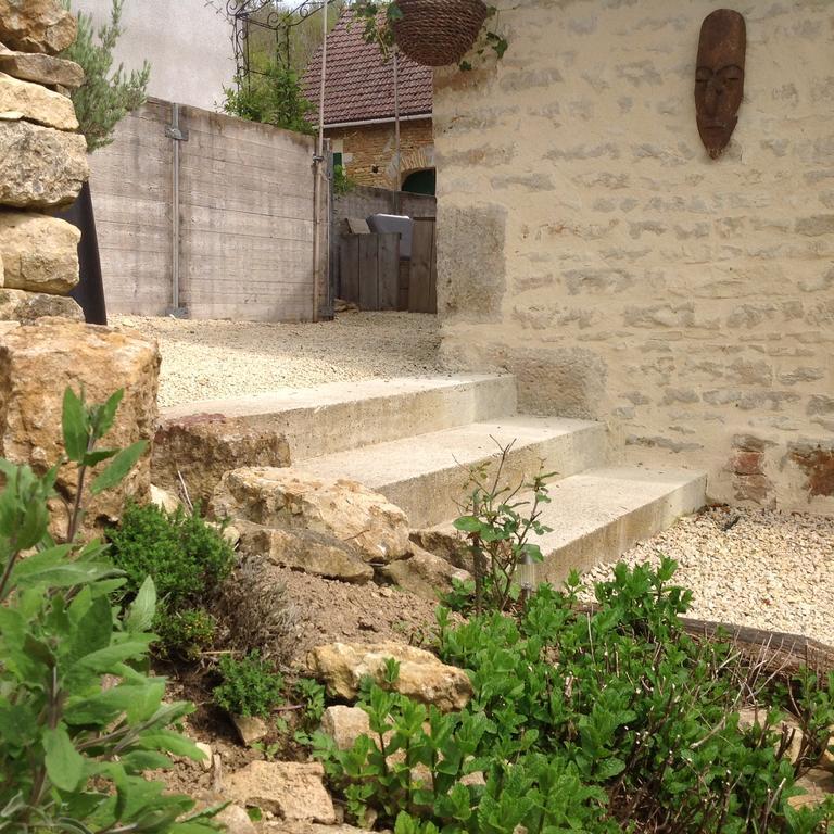 蓝马住宿加早餐旅馆 Fontenay-près-Vézelay 外观 照片
